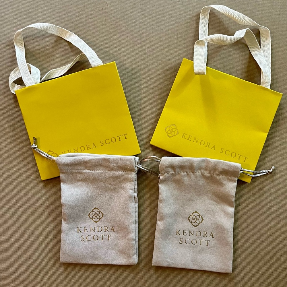 Kendra Scott pouch and bag (set of 2)